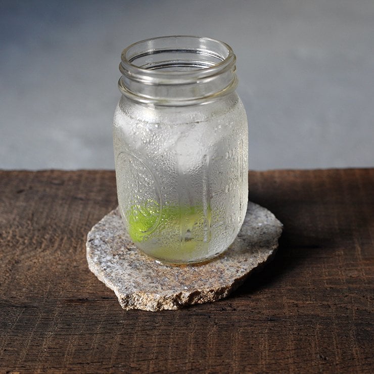 American-Stonecraft-absorbent-farm-coaster-made-from-natural-stone-20-cup